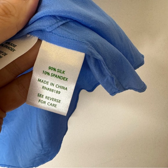 Lilly Pulitzer Sanilla Silk Off the Shoulder Blouse -Blue- Size XS - Picture 5 of 5